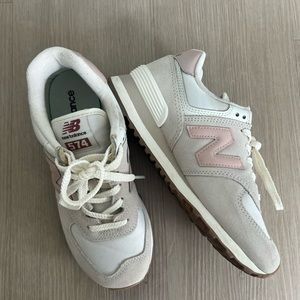 New balance 574 sneakers white/pink 5.5 M/7 W